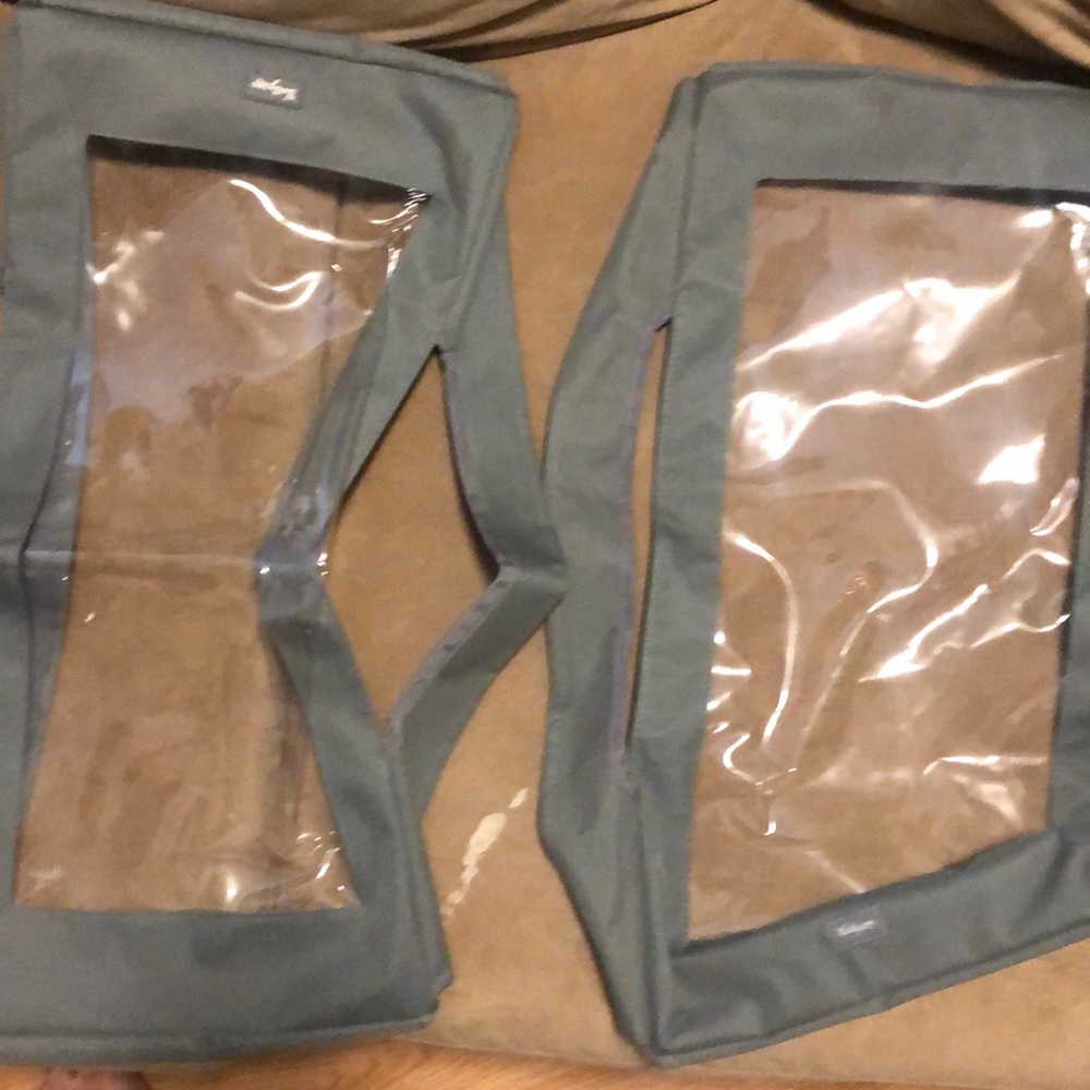 Thirty-One utility tote tops